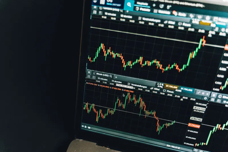 Follow the Sharp Money: How to Read Line Movement Before the Crowd Catches On
