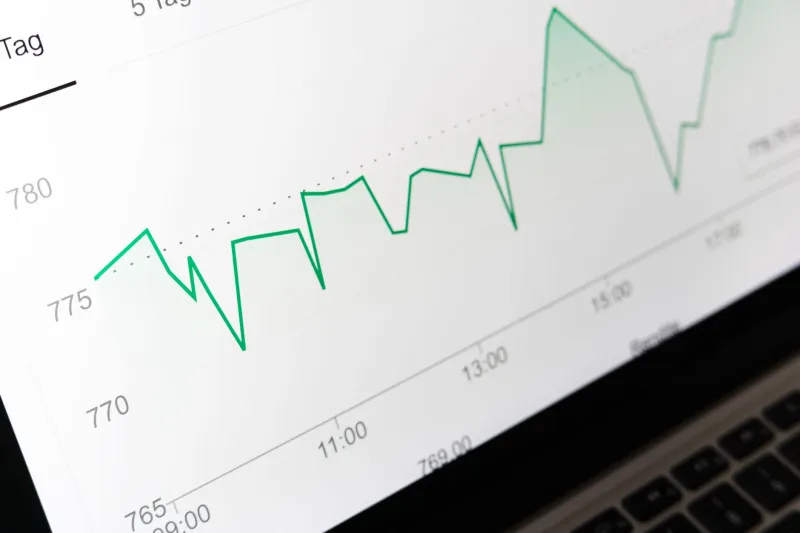 50 Wins Doesn't Mean You've Got a System: The Sample Size Problem Every Bettor Ignores